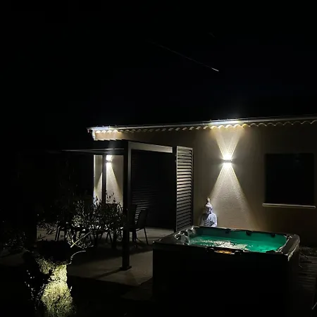 Les Oliviers Villa